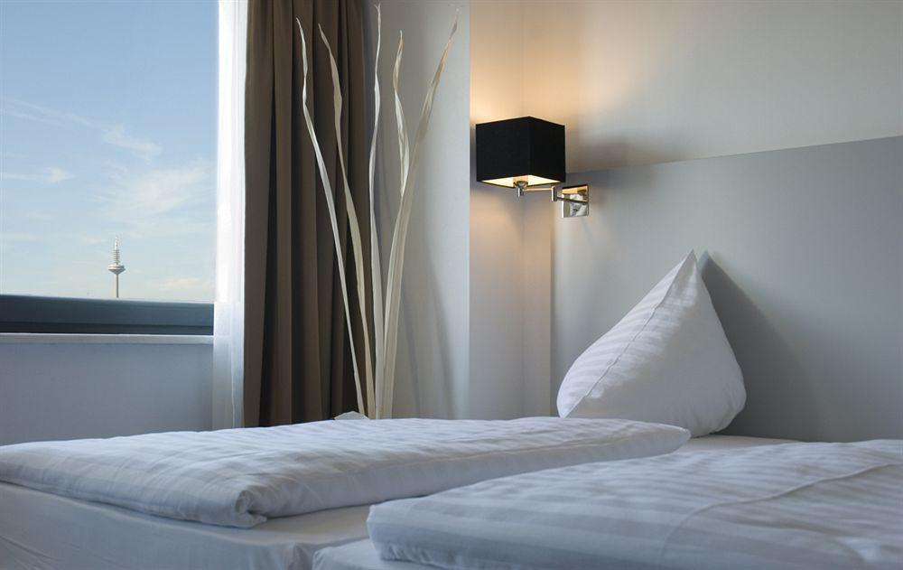 Pearl Design Hotel - Frankfurt City Frankfurt nad Menem Zewnętrze zdjęcie